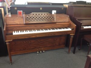 Stencil Spinet Piano