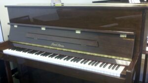 Pearl River Studio Piano