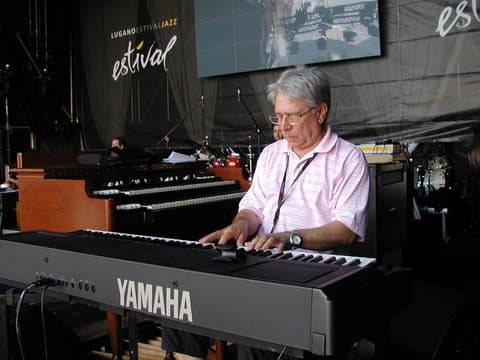 Piano "Pro-Clinic" with Tim Hinkley