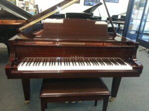 Yamaha GC2 Piano