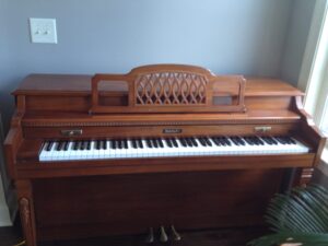 Baldwin Spinet Piano