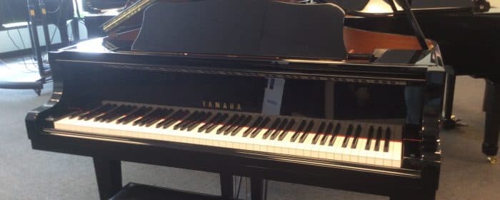 Yamaha baby grand – SOLD FAST!
