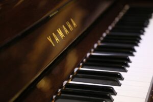 tips for buying a used piano