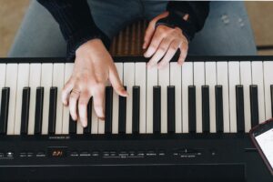 The Difference Between a Keyboard and a Digital Piano