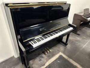 Used Yamaha U3 Upright Piano in Polished Ebony