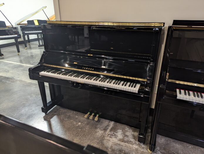 Used Yamaha UX Upright Piano