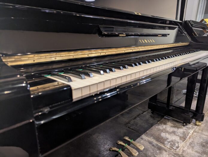 Used Yamaha UX Upright Piano