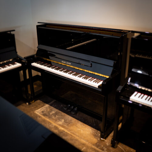 Pearl River EU131 52" Upright Piano