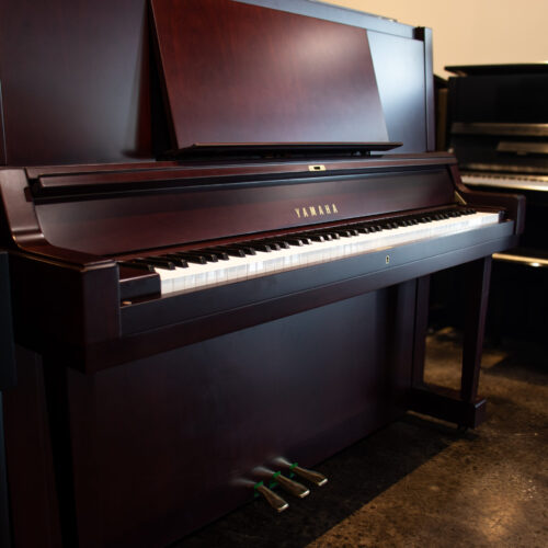 Yamaha W102 WAL Upright Piano