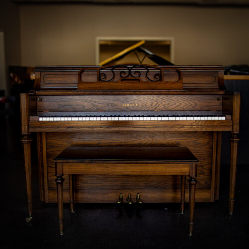 Yamaha M202 DMO 44" Upright Piano