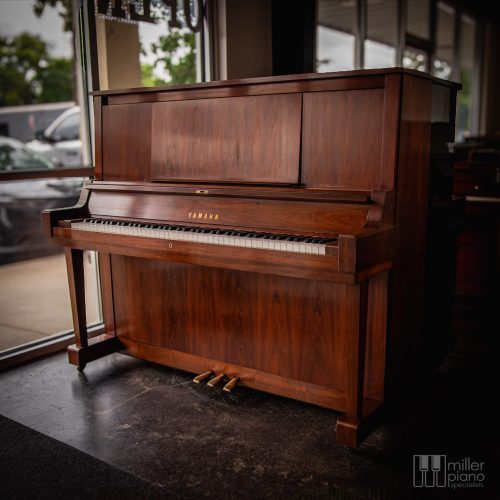 Yamaha W102 WAL 52" Upright Piano